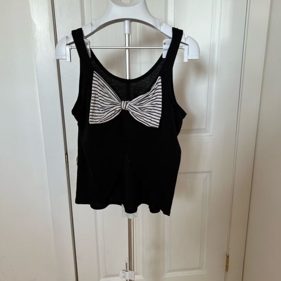 Fun Minnie Mouse tank top - Picture 2 of 2